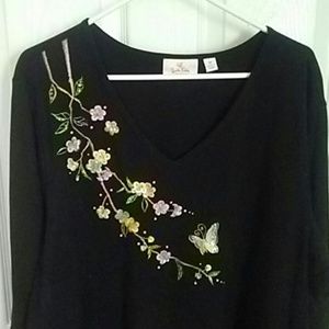 EUC Quacker Factory 3X black shirt w/ embroidery